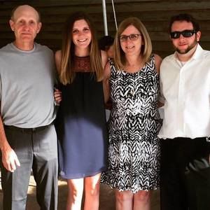 Meet your Posher, Roni